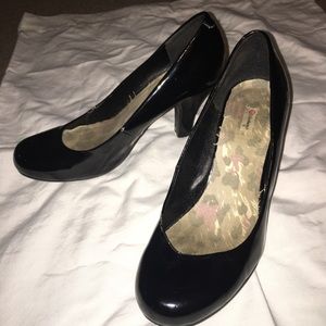black high heels size 6.5